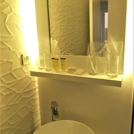 Hotel Consul 3*