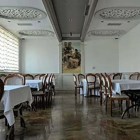 Consul Готель 3*