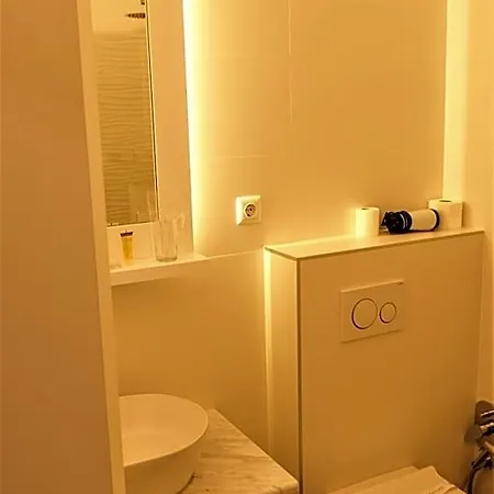 Consul فندق سبليت