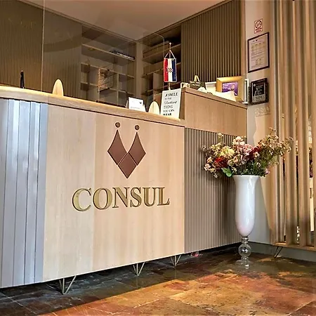 Consul Hotel