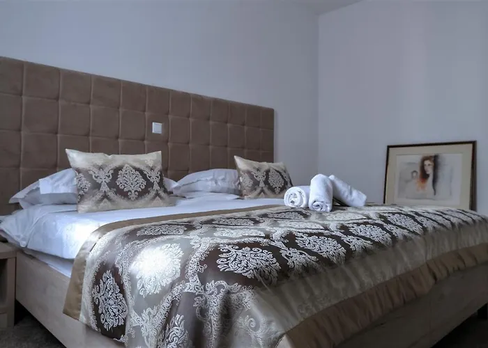 Consul Ξενοδοχείο