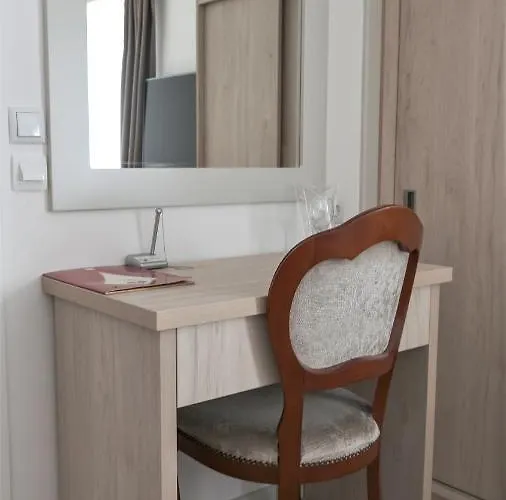 Ξενοδοχείο Consul