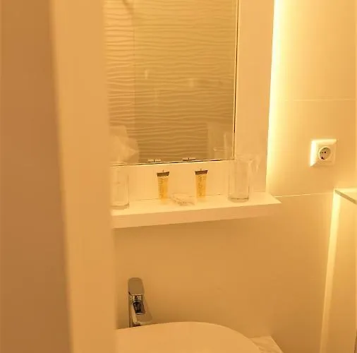 Ξενοδοχείο Consul 3*