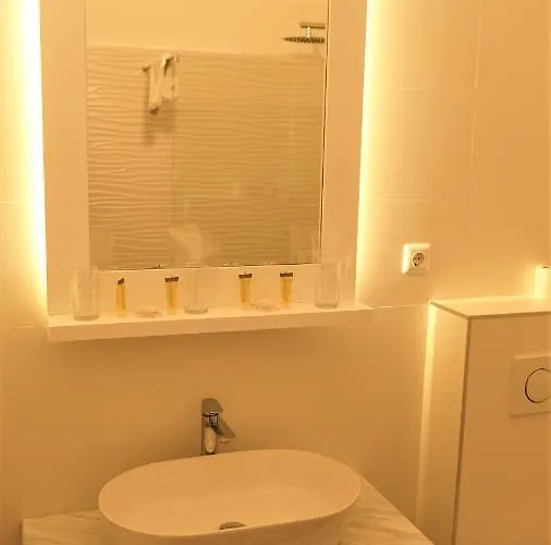 Consul Ξενοδοχείο