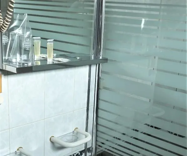 Ξενοδοχείο Consul 3*